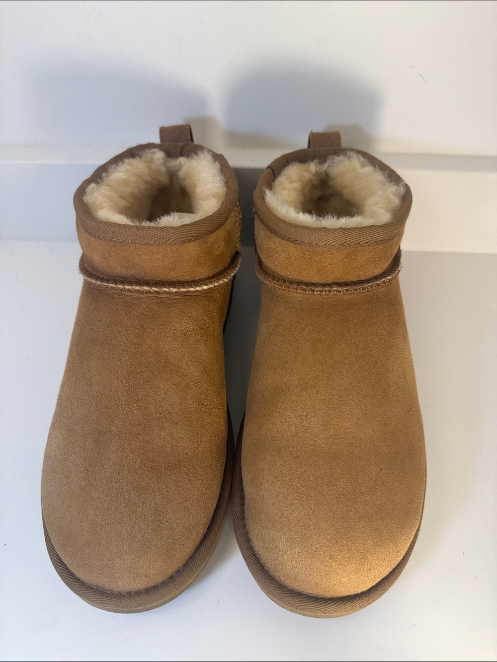 UGG Women’s Classic Ultra Mini Boot in Chestnut - Size 7